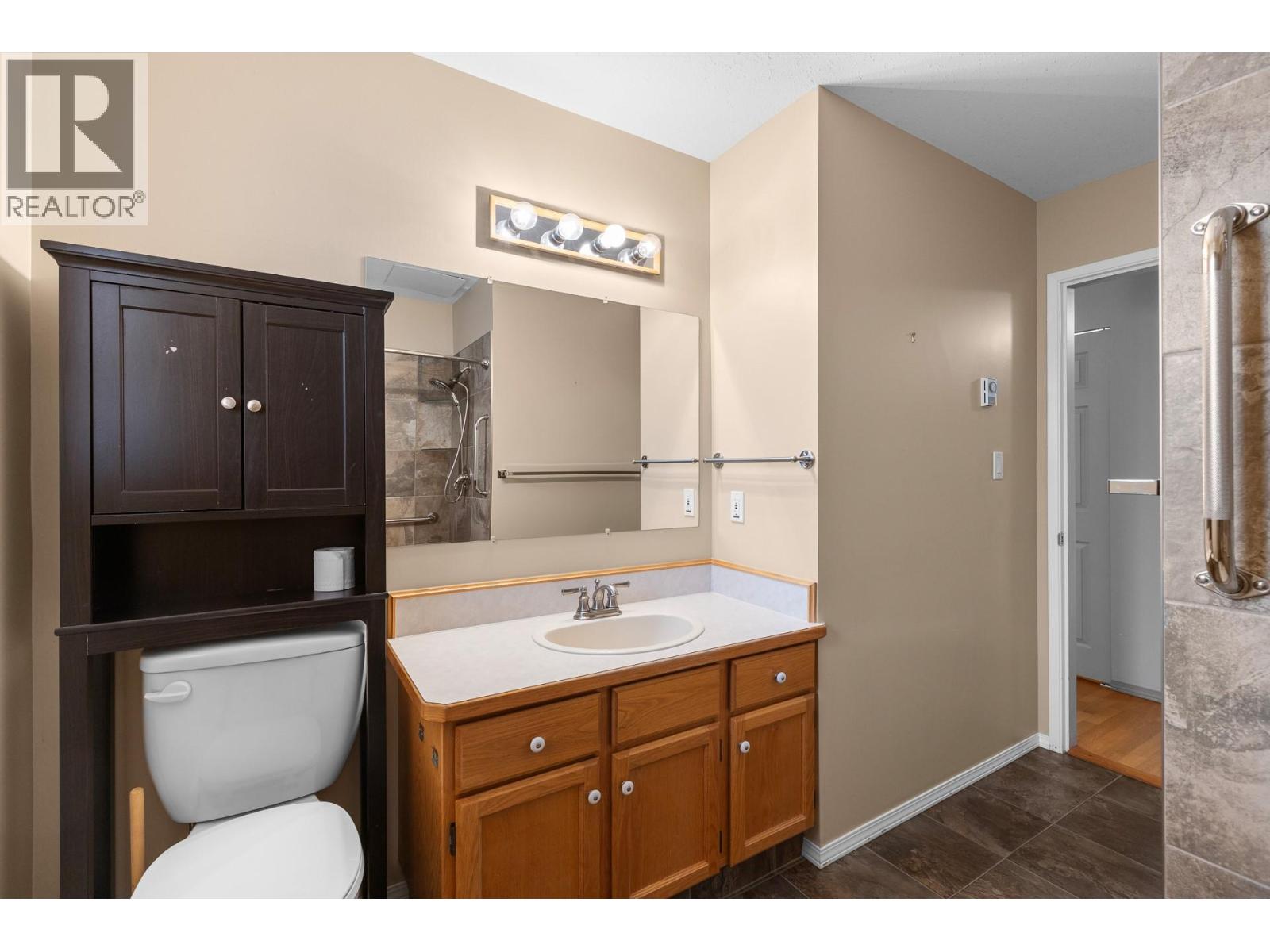 7 6816 89th Street, Osoyoos