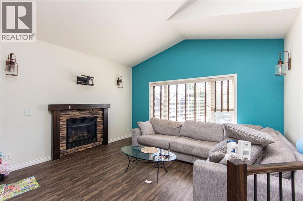 Listing photo – 20 Horne Close, Sylvan Lake