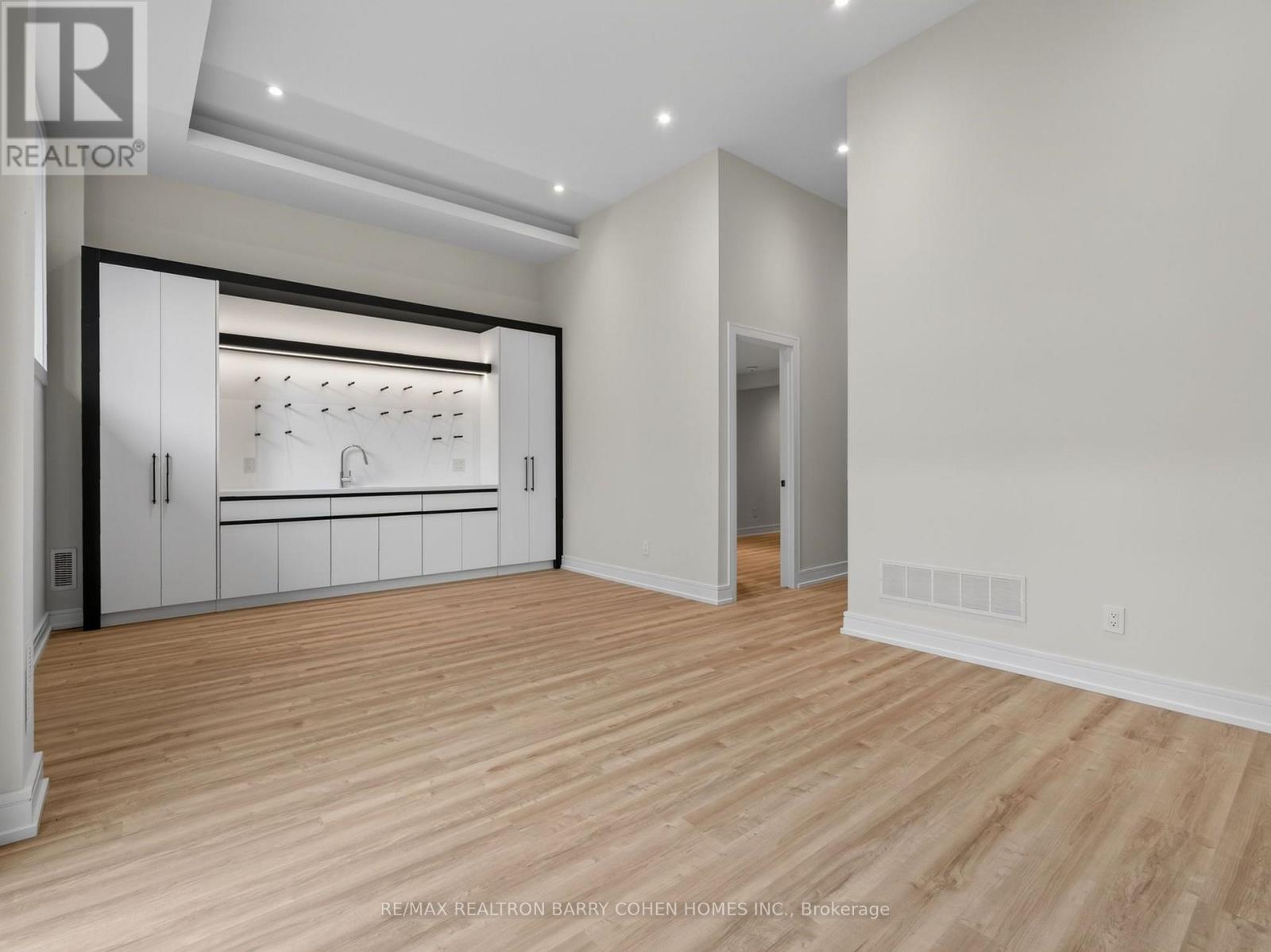 68 LYNNHAVEN ROAD - Image 31
