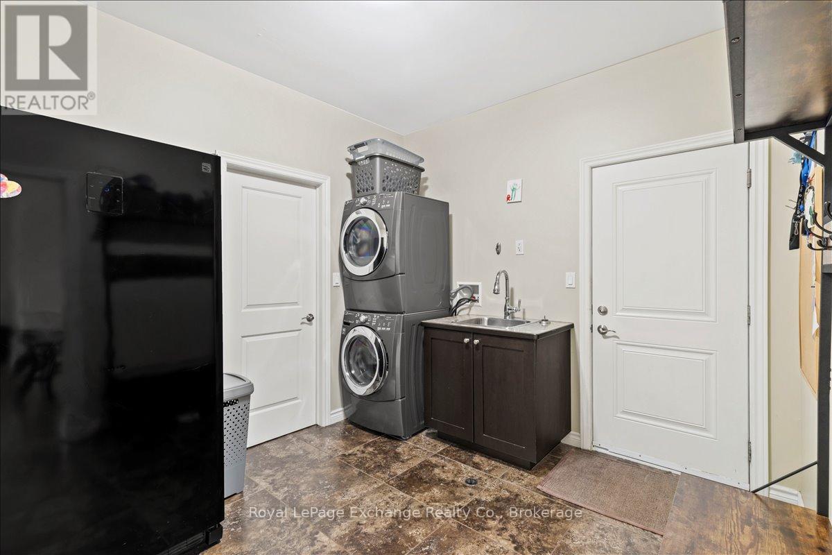 14 KUEHNER STREET - Image 11