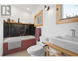 400 Mailman Branch Road, Liscomb, NS B0J2A0 Photo 18