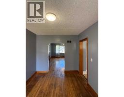 Living room - 5221 51 Avenue, Vermilion, AB T9X1V1 Photo 7
