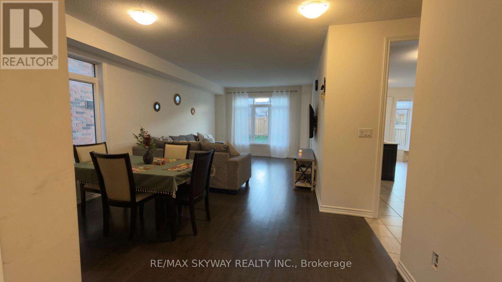 2170 LOZENBY STREET - 6