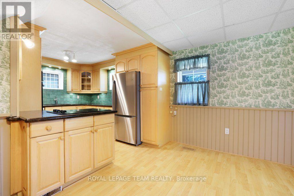 254 BLAKENEY ROAD - Image 16