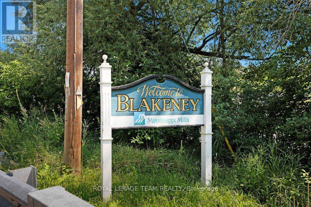 254 BLAKENEY ROAD - 2