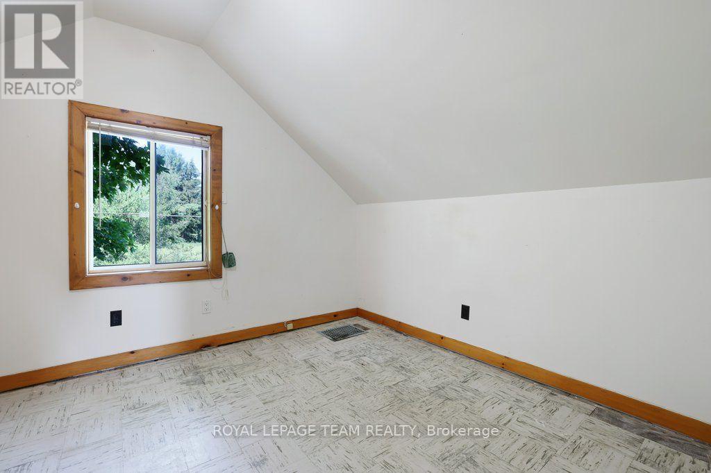 254 BLAKENEY ROAD - Image 20
