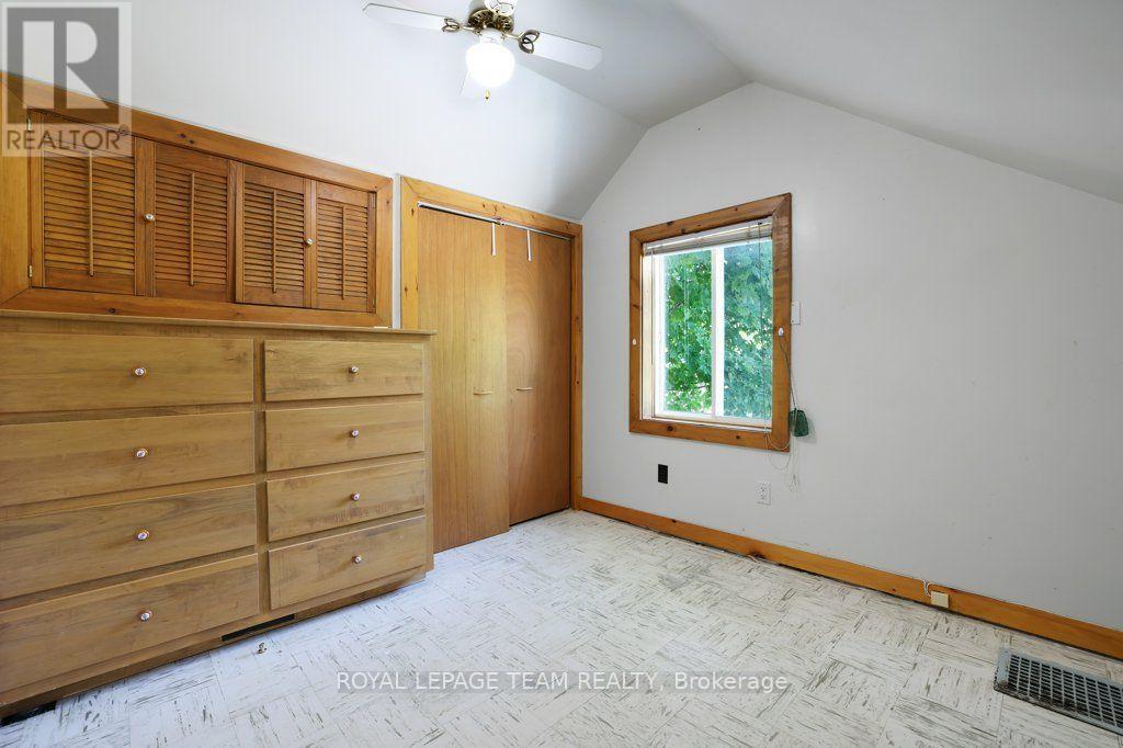 254 BLAKENEY ROAD - Image 21