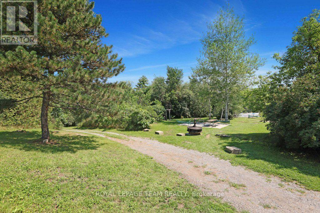 254 BLAKENEY ROAD - Image 32