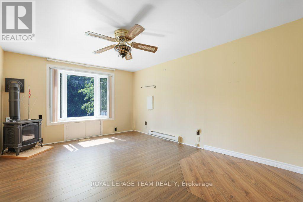 254 BLAKENEY ROAD - Image 8