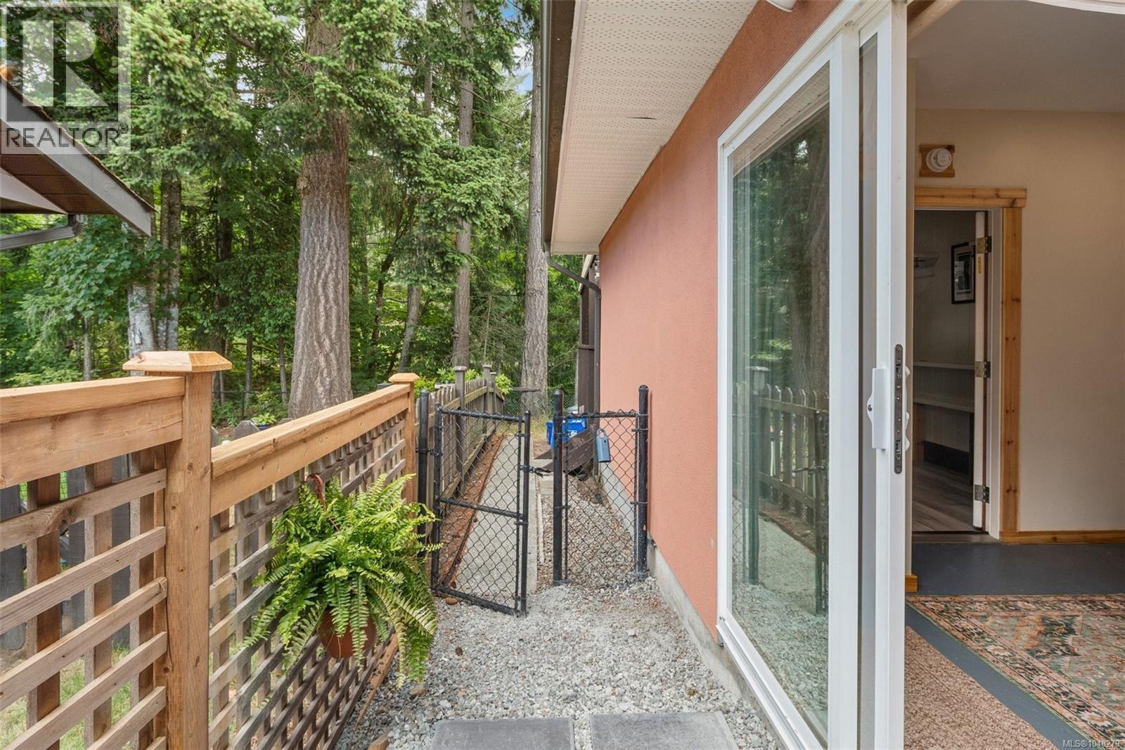 335 Damon Dr - 30