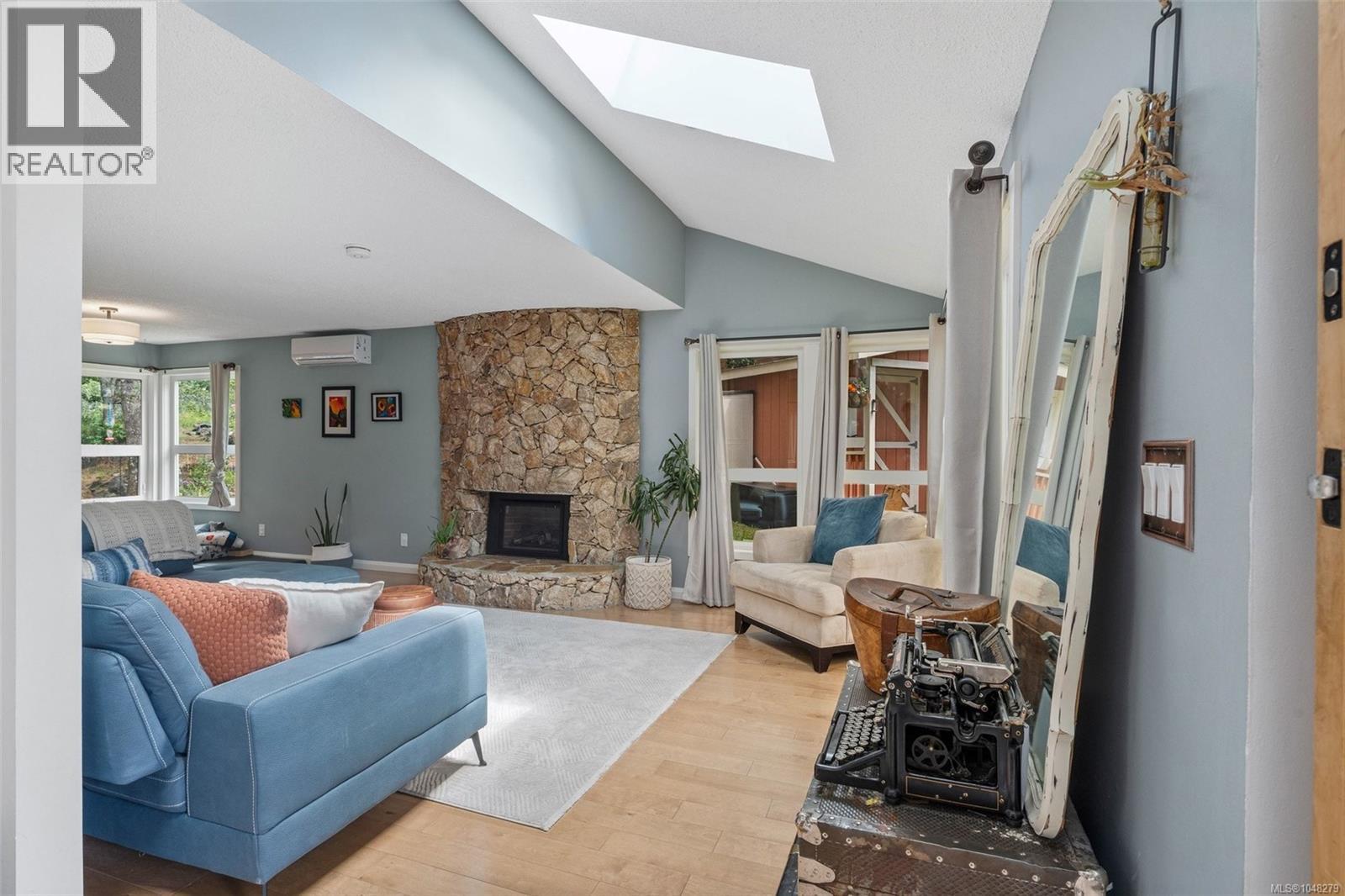 335 Damon Dr - Image 5