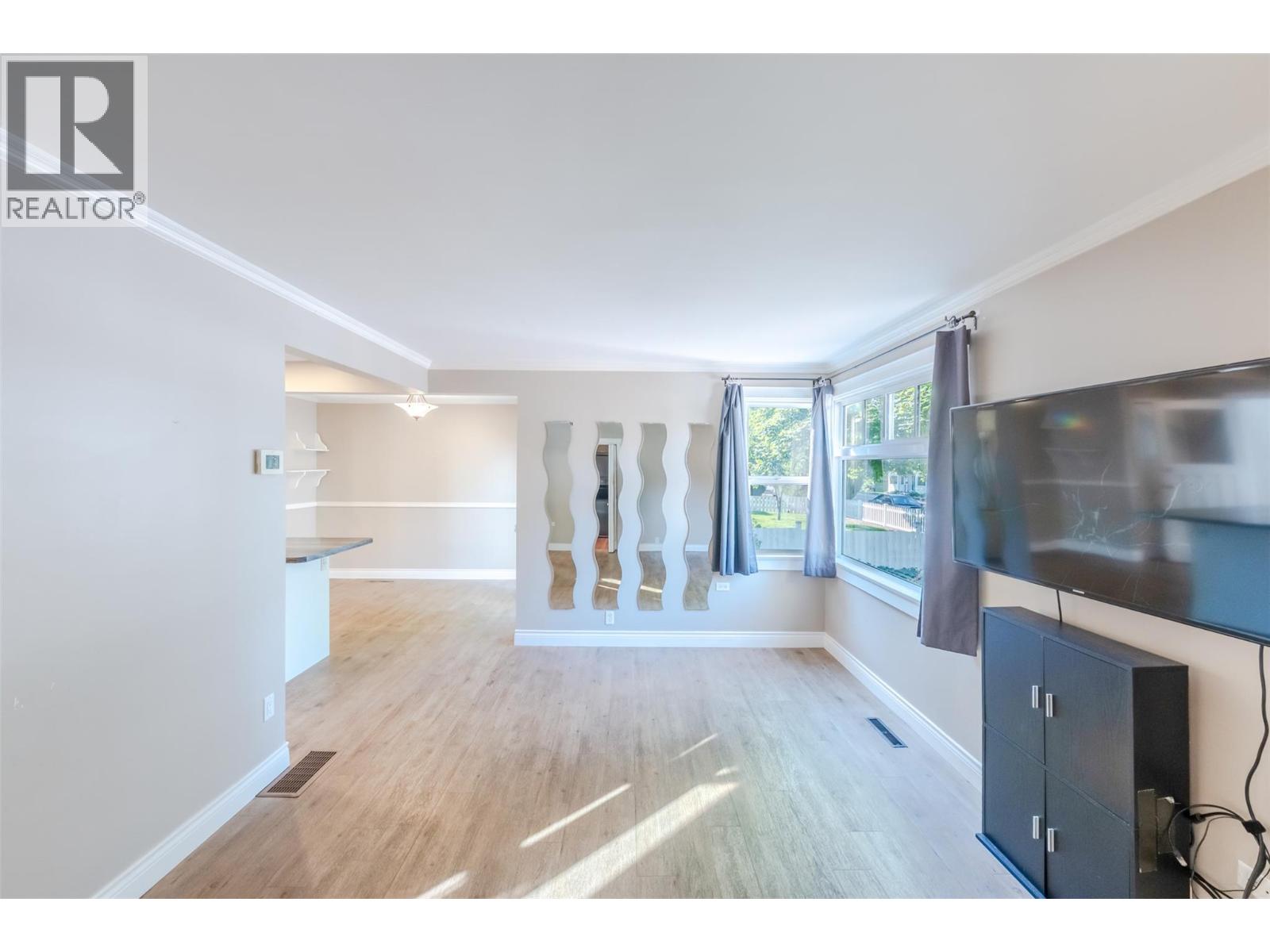 1110 Kilwinning Street, Penticton