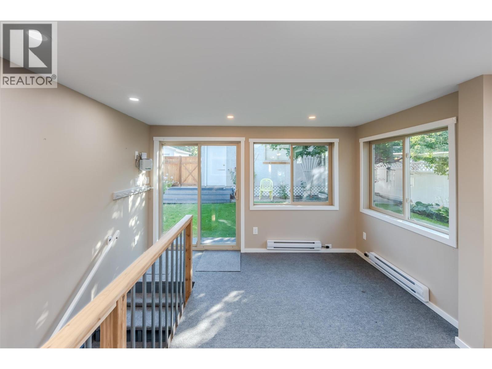 1110 Kilwinning Street - 14
