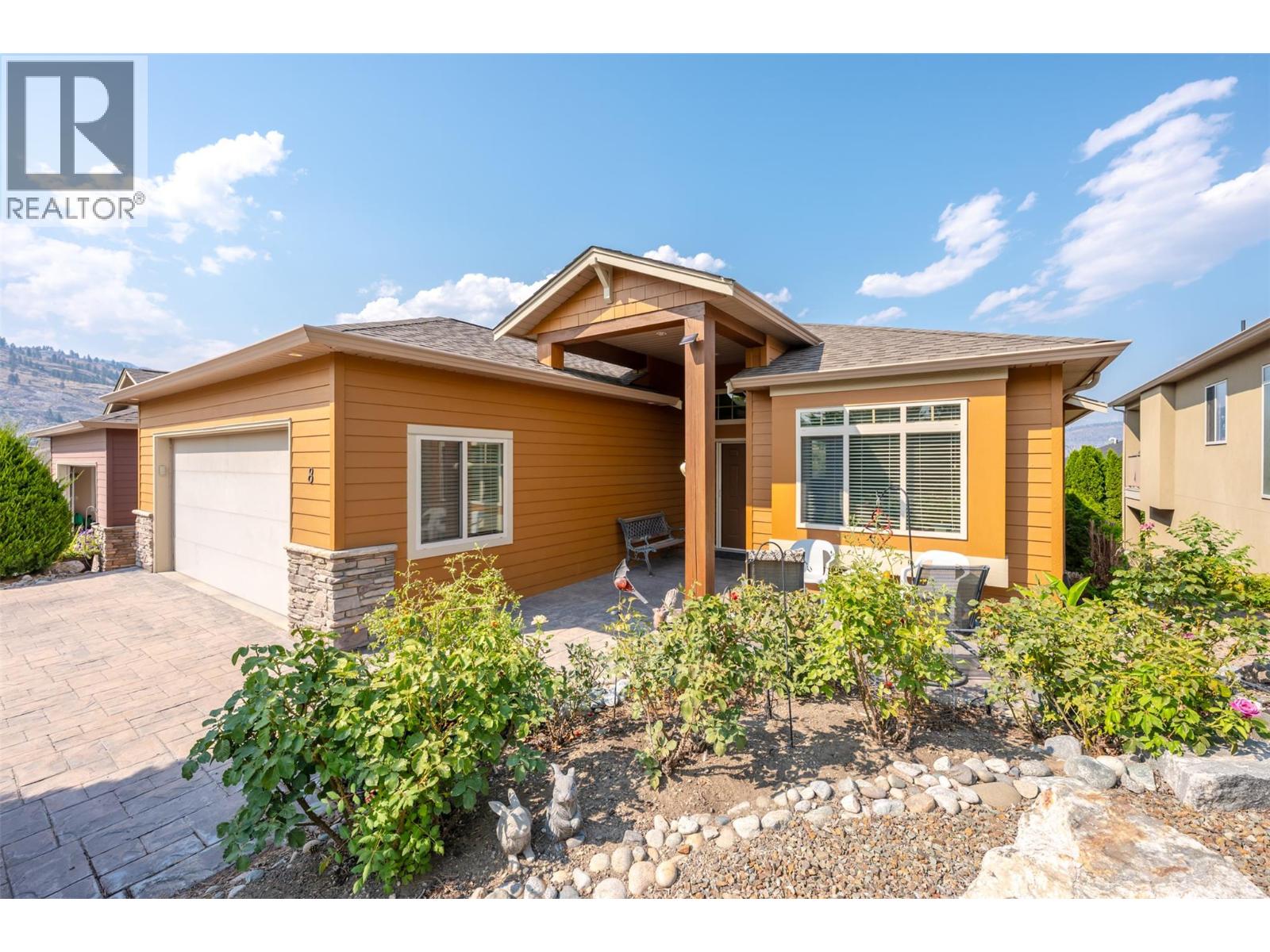 8 6833 Meadows Drive, Oliver