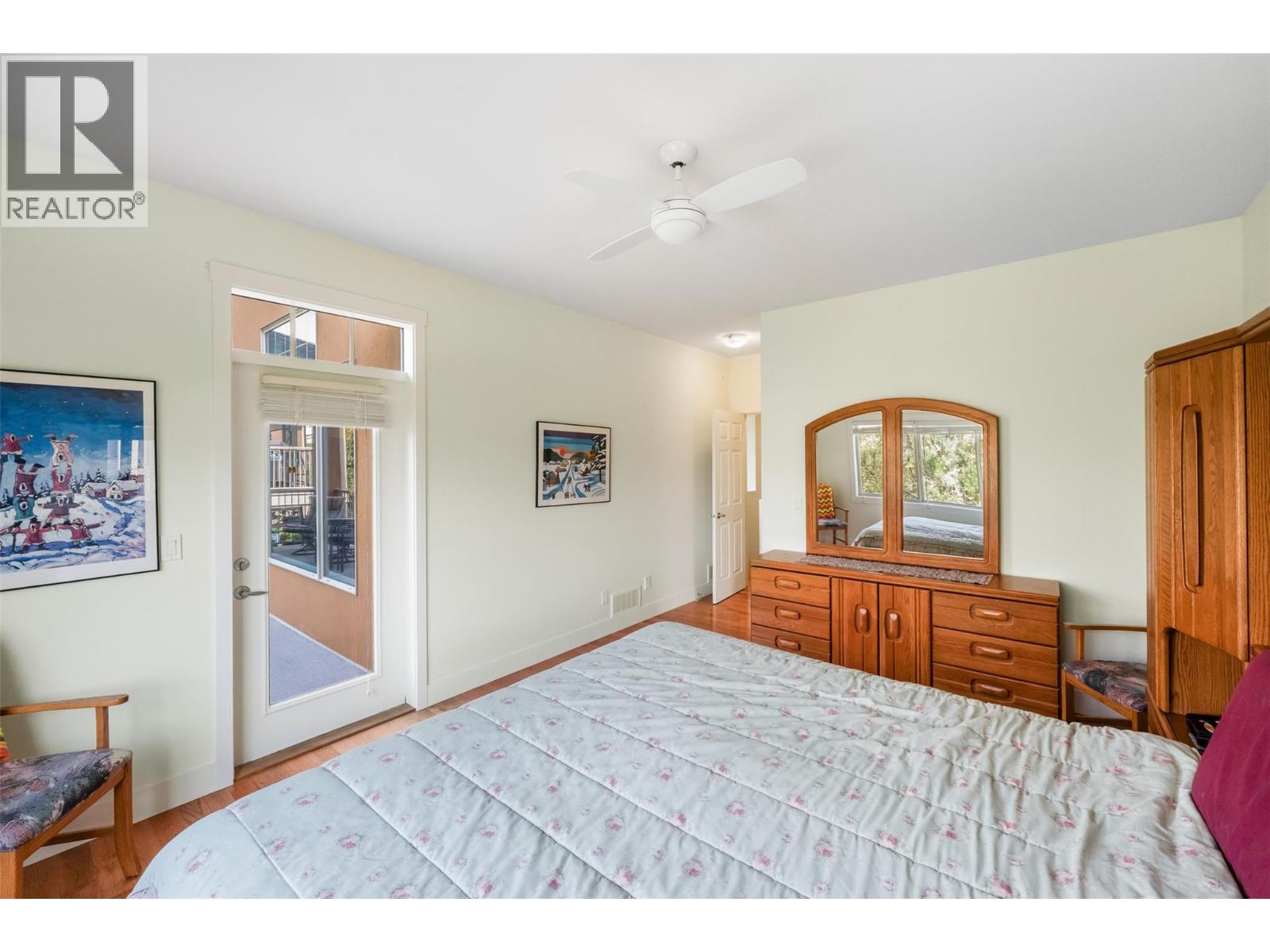 8 6833 Meadows Drive, Oliver