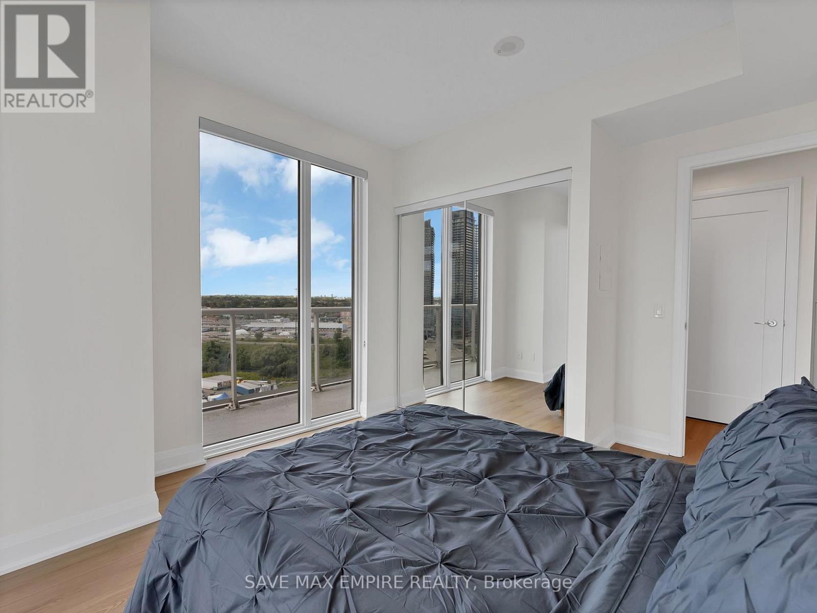 #1607 56 ANNIE CRAIG DRIVE - Image 16