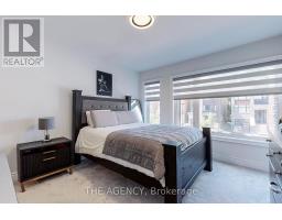7 Kipling Grove Court, Toronto, ON M9B0C6 Photo 17