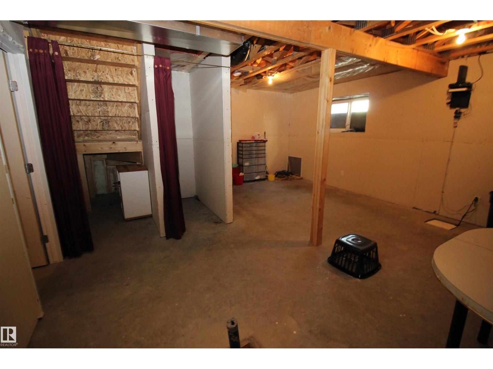 10216 101 ST - 58