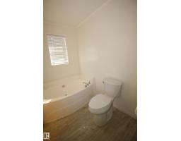 10216 101 St, Westlock, AB T7P1X9 Photo 45