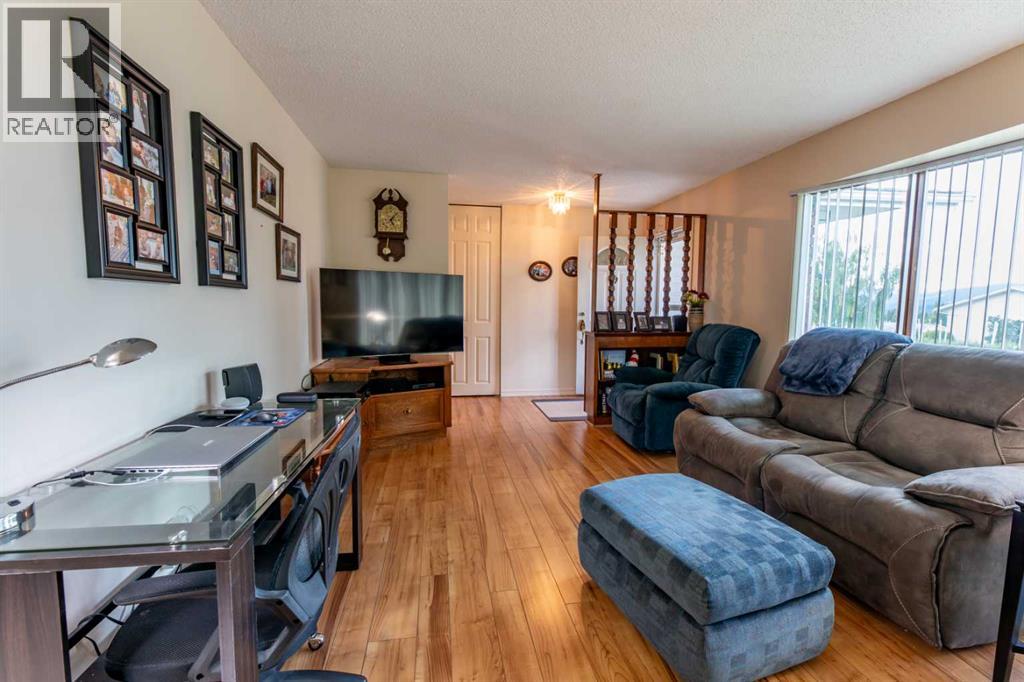 121 Talbot Drive - 4