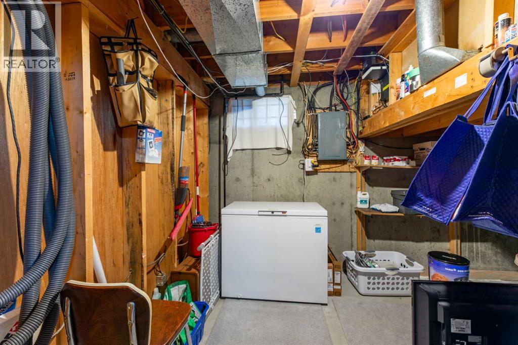 121 Talbot Drive - 32