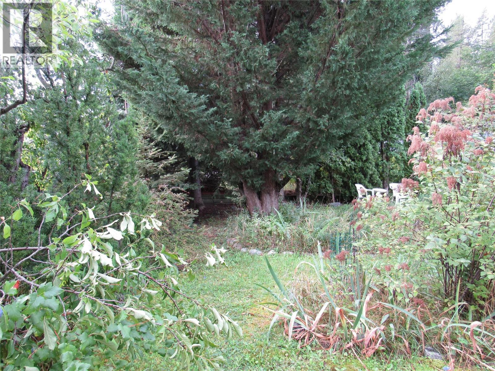 873 7th Avenue - Image 21