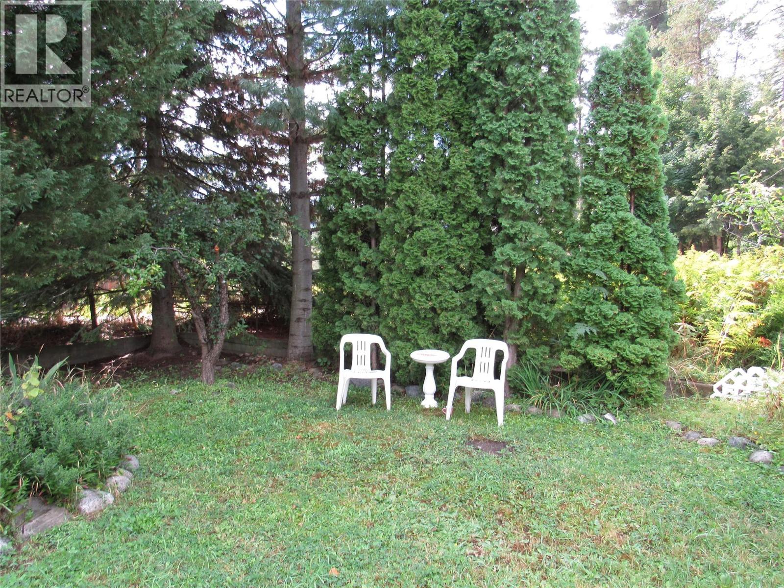 873 7th Avenue - Image 22