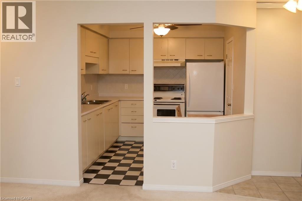 565 GREENFIELD Avenue Unit# 312 — photo 3
