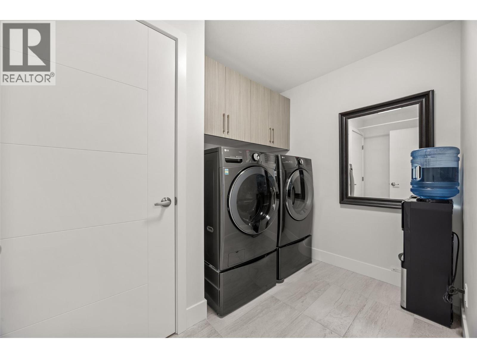 2394 Hawks Boulevard - 30
