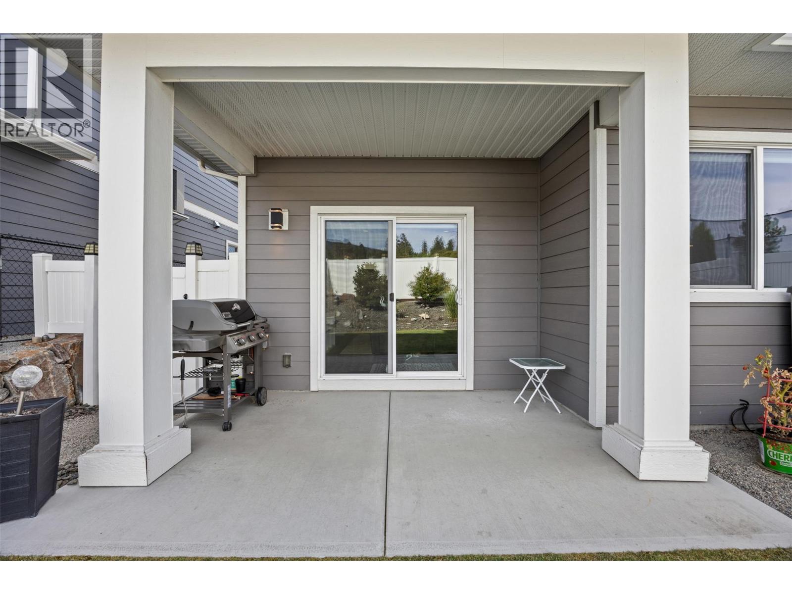 2394 Hawks Boulevard - 31