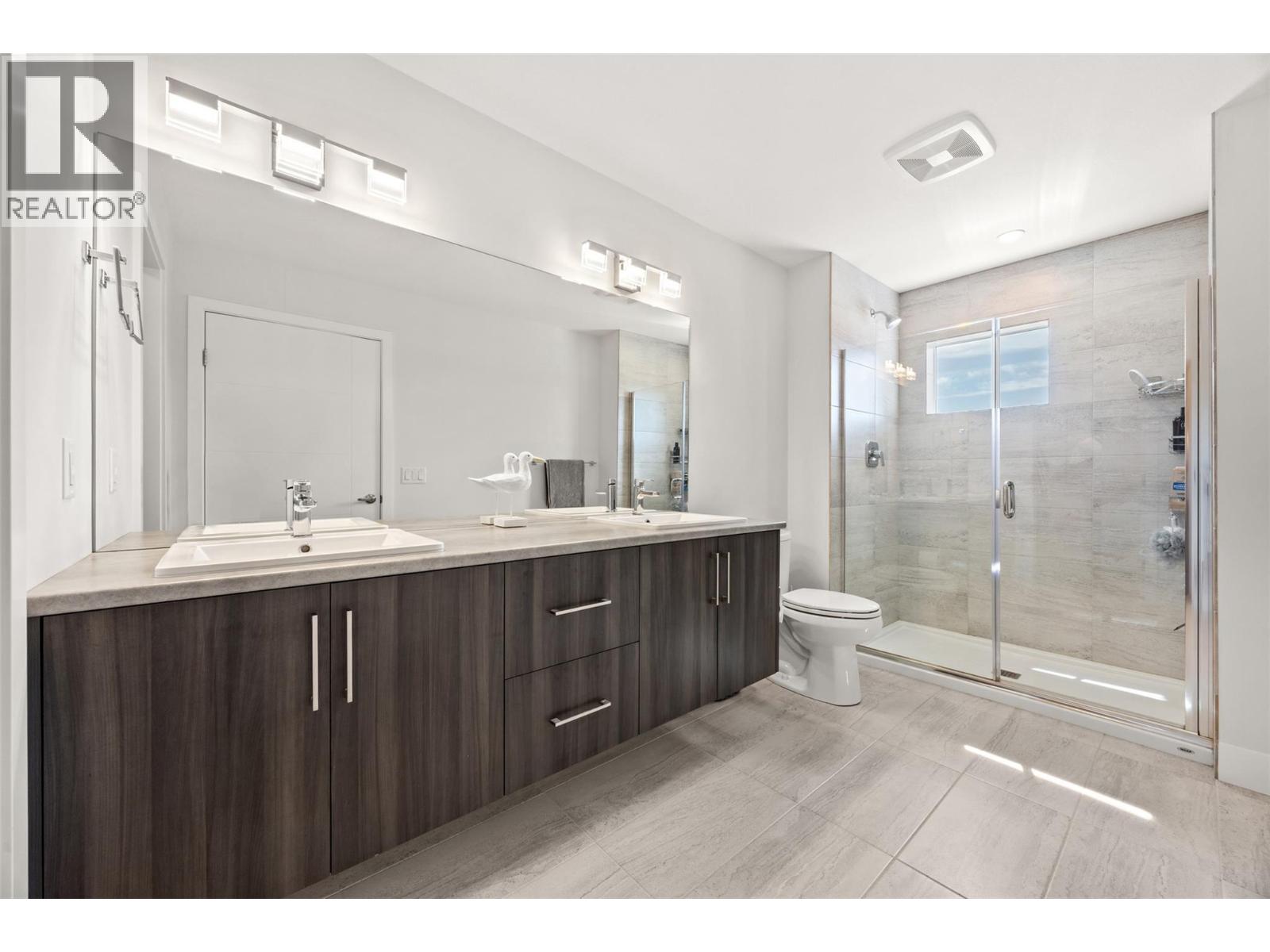 2394 Hawks Boulevard - 22