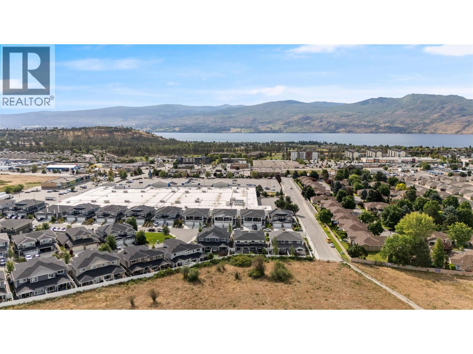 2394 Hawks Boulevard - 35