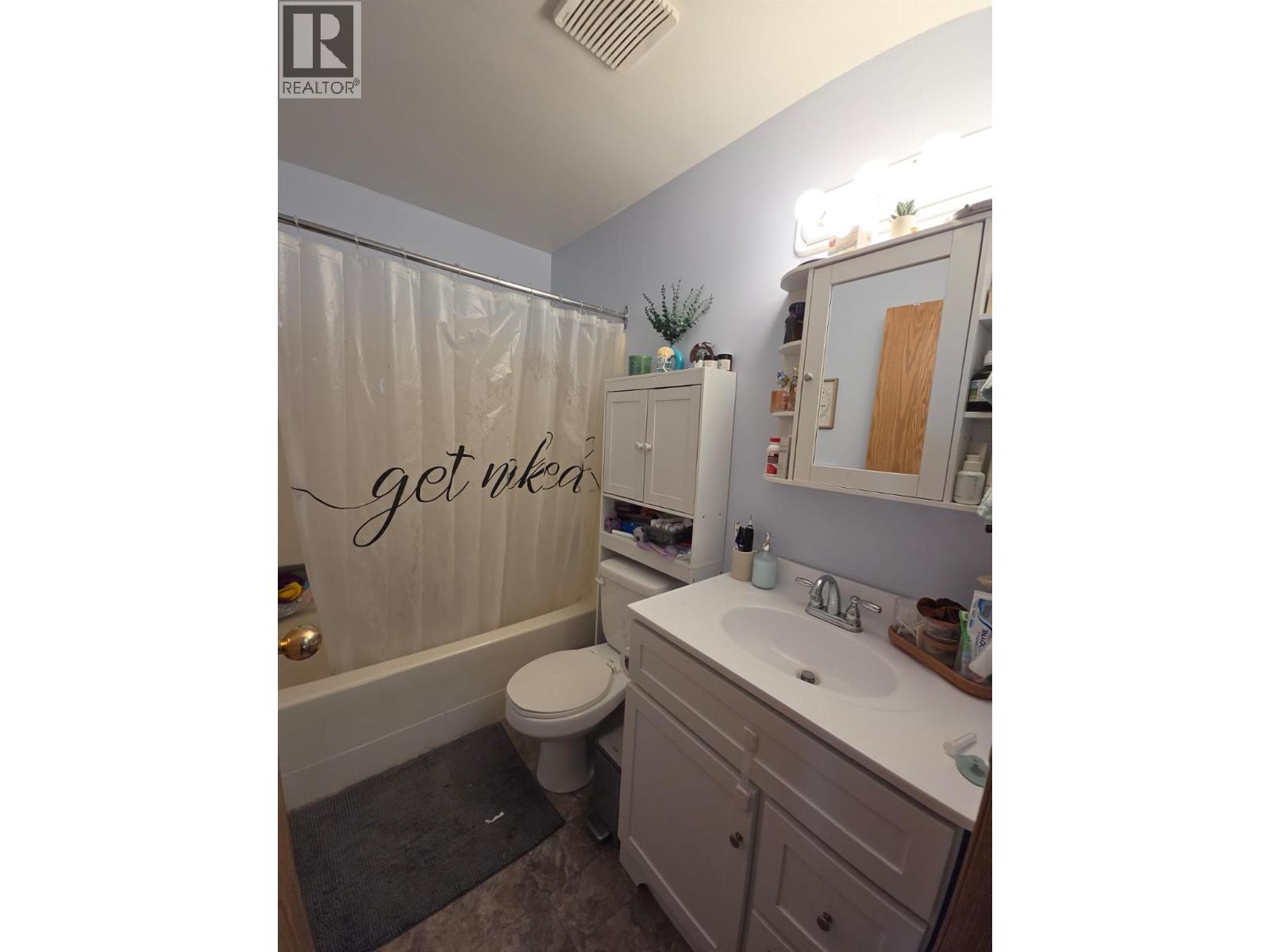 4911/4913 56 Avenue - 16