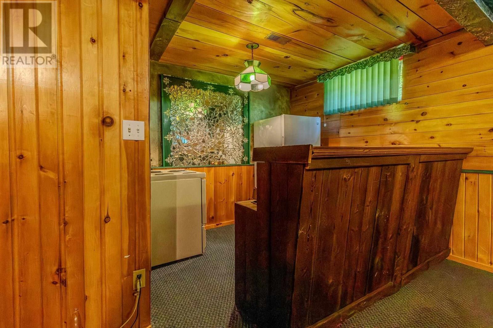 27 Village CT - Image 24