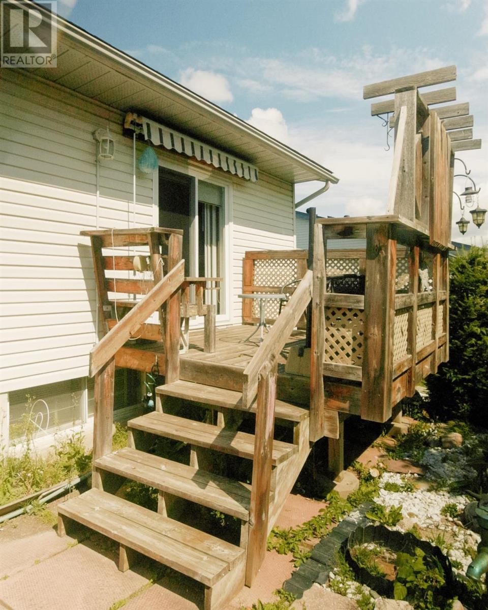 27 Village CT - Image 33
