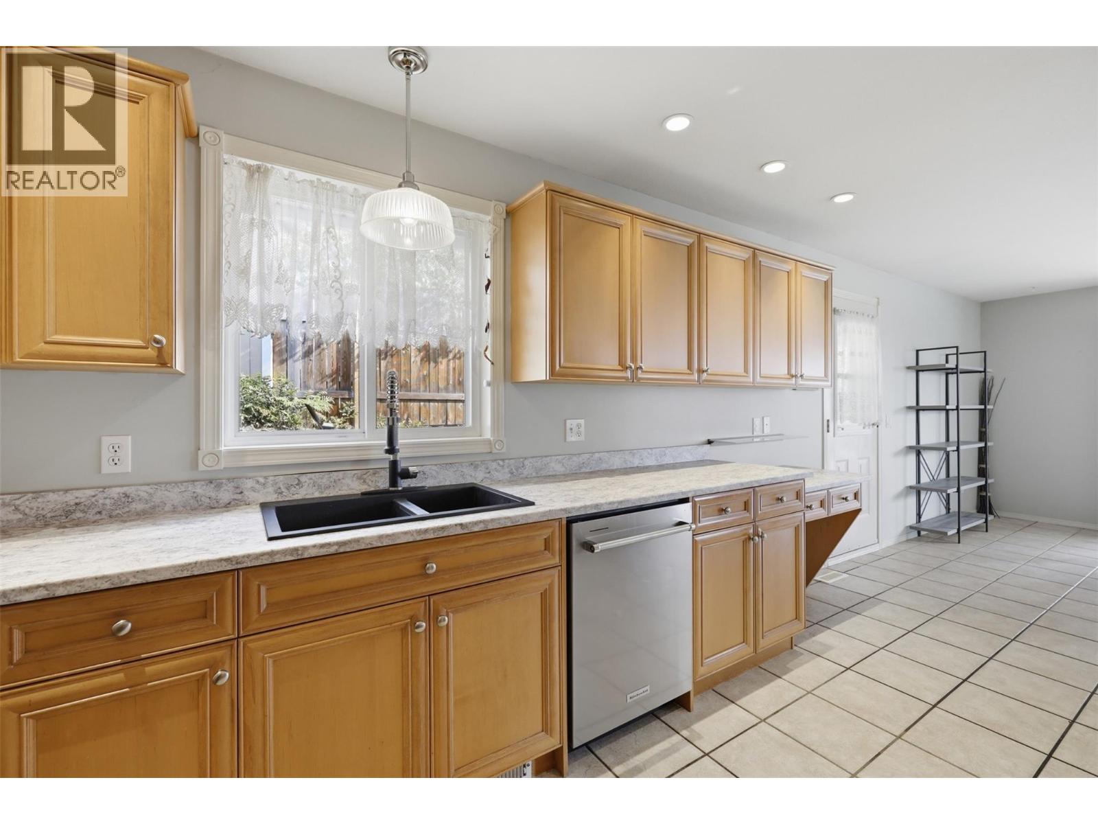 992 Pine Springs Road - 22