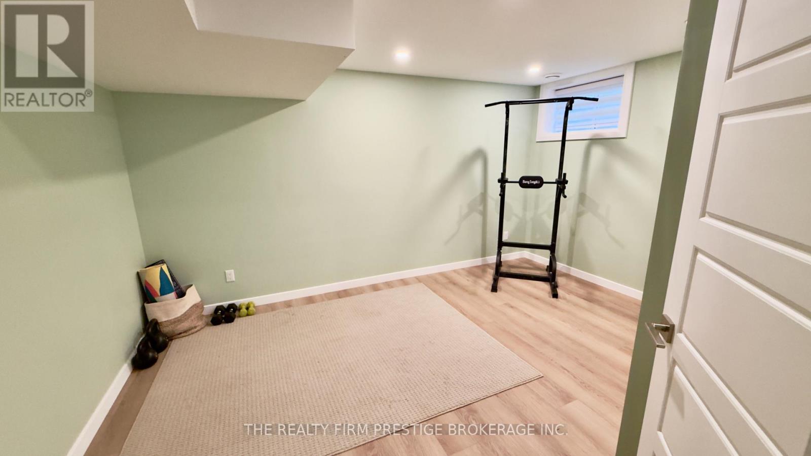 213 LEITCH STREET - Image 21
