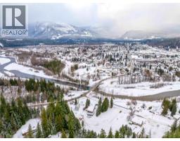1-1445 Illecillewaet Road Lot# Sl 10, Revelstoke, BC V0E2S1 Photo 9
