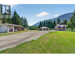 4325 Highway 97 Highway, Falkland, BC V0E1W0 Photo 49