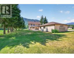 4325 Highway 97 Highway, Falkland, BC V0E1W0 Photo 32
