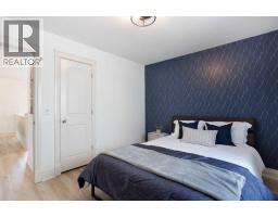 1153 Kingston Crescent SE - photo 25