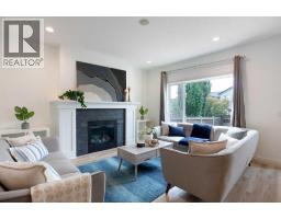 1153 Kingston Crescent SE - photo 3