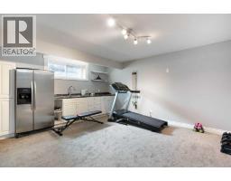 1153 Kingston Crescent SE - photo 36