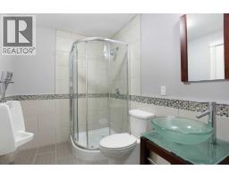 1153 Kingston Crescent SE - photo 38