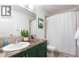 1153 Kingston Crescent SE - photo 23