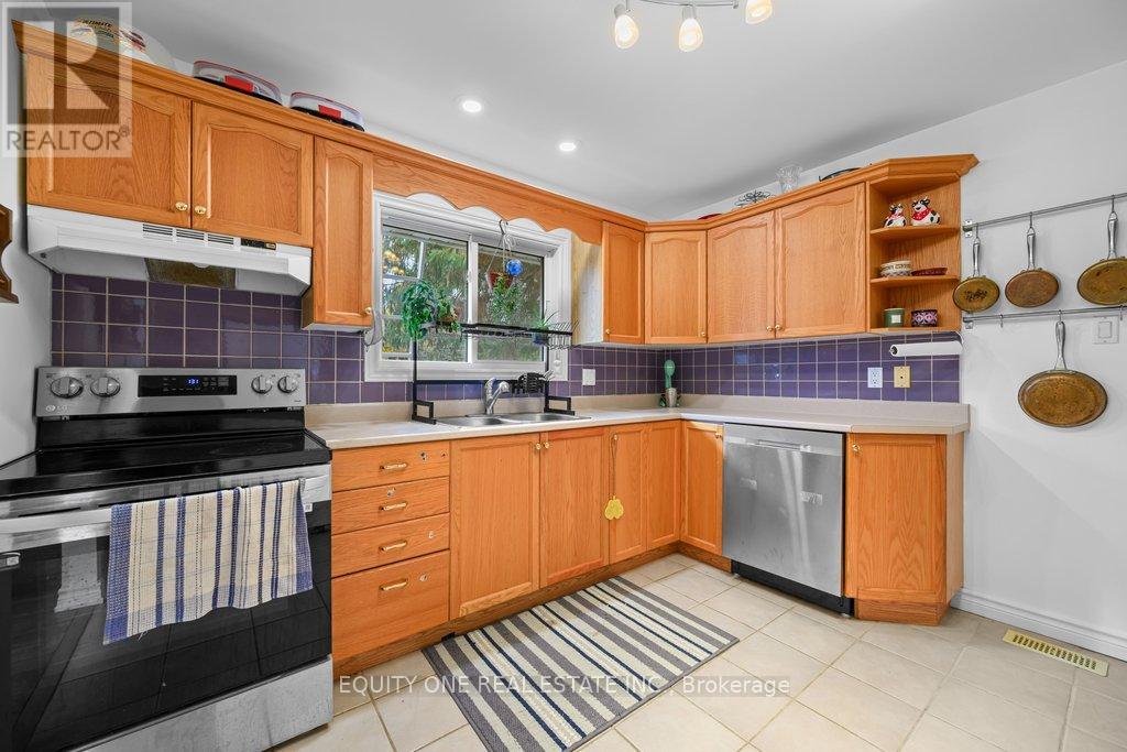 3314 NIXON DRIVE - 14