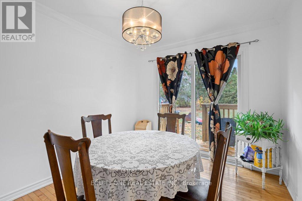3314 NIXON DRIVE - 18