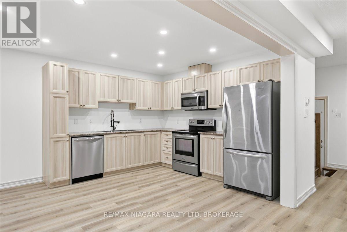 12 FRED FISHER CRESCENT - Image 11
