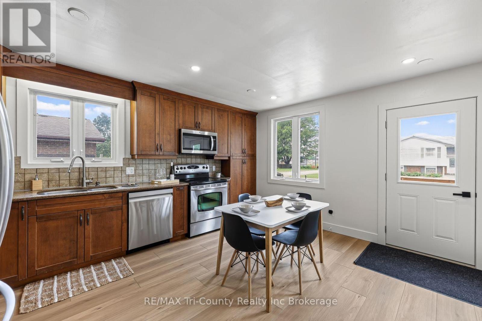 61 AIREY AVENUE - Image 18