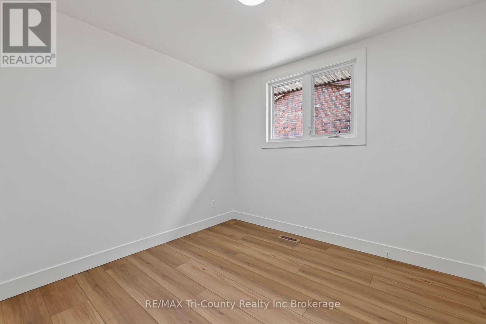 61 AIREY AVENUE - Image 24